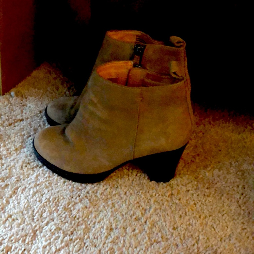 Leather and suede ankle boots great condition feel great on